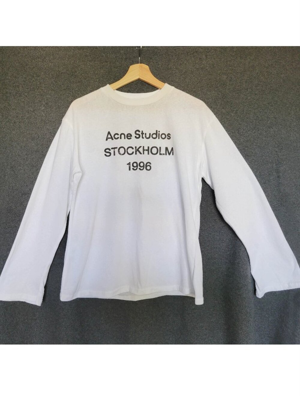 Acne Studios Stockholm 1996 Logo Mens M Pullover Tee White Long Sleeve Crew Neck